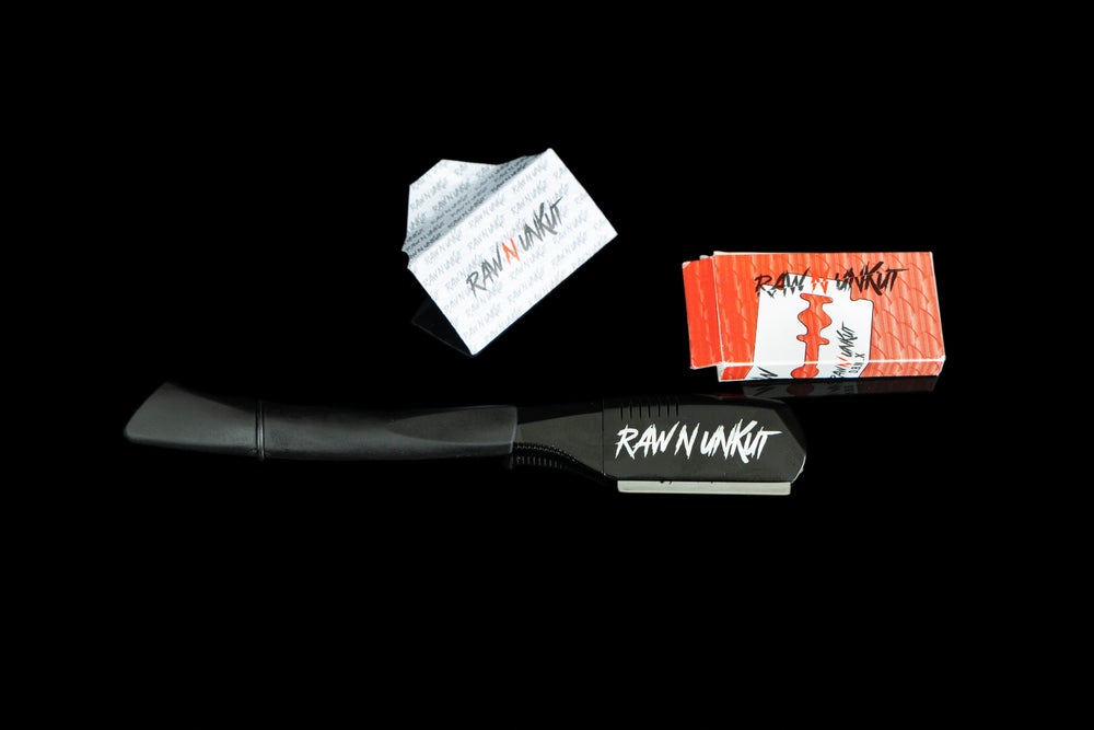 Raw N Unkut Razor Holder with 100-Blade Combo Pack
